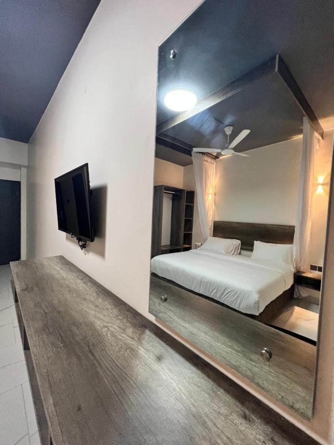 The Ivory Suites Mombasa Bagian luar foto