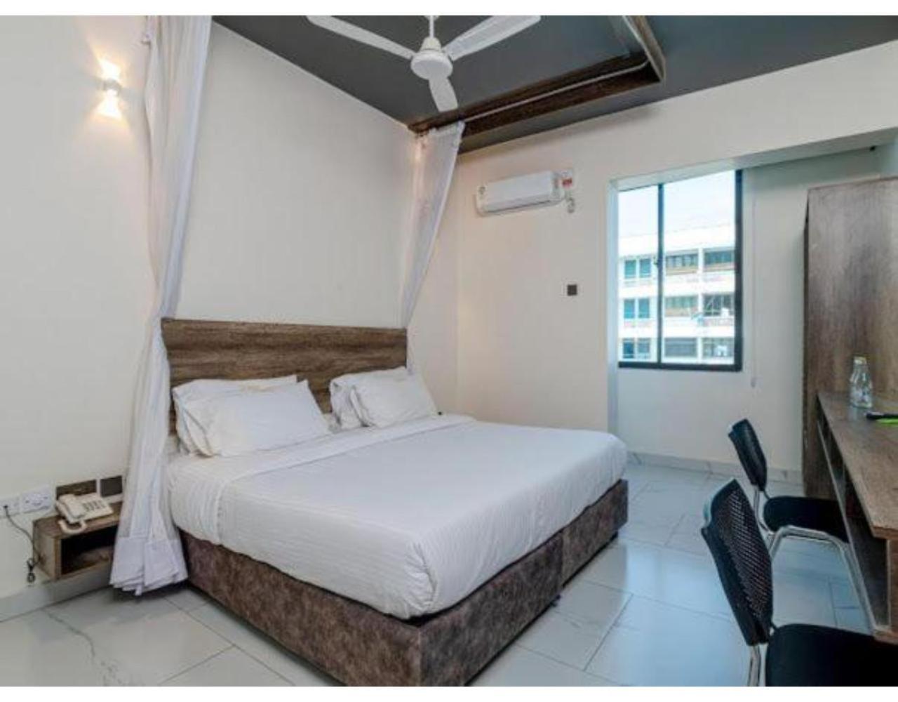 The Ivory Suites Mombasa Bagian luar foto