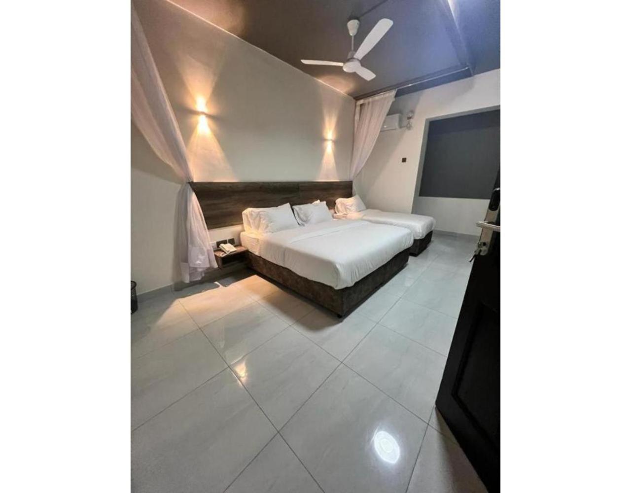 The Ivory Suites Mombasa Bagian luar foto
