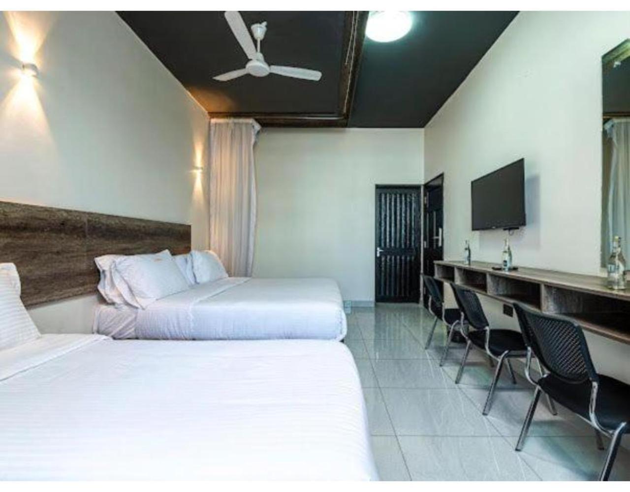 The Ivory Suites Mombasa Bagian luar foto